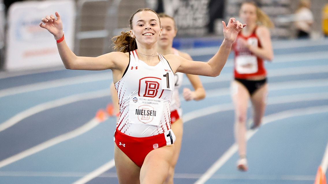 Woman athlete wins track race